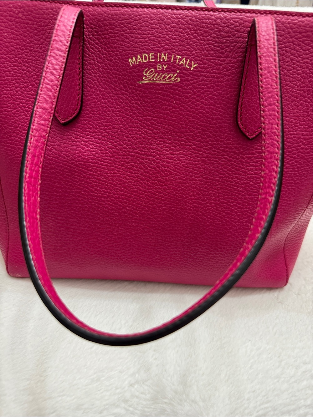 Gucci Hot Pink Leather Tote with Gold Logo - Picture 1 of 9